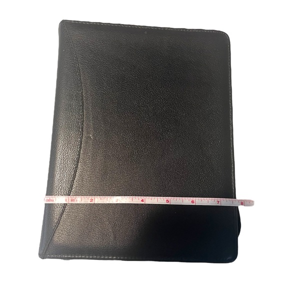 DayRunner Leather Planner - Picture 5 of 6